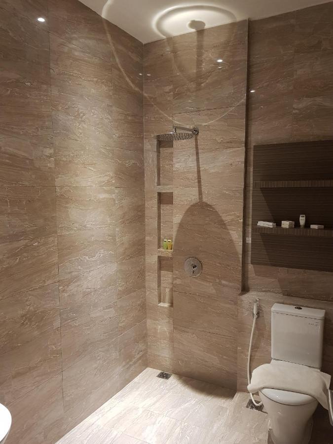 ซังฮยัง อินดาห์ สปา รีสอร์ต Hotel อันเยอร์ ภายนอก รูปภาพ