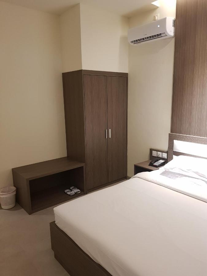 ซังฮยัง อินดาห์ สปา รีสอร์ต Hotel อันเยอร์ ภายนอก รูปภาพ