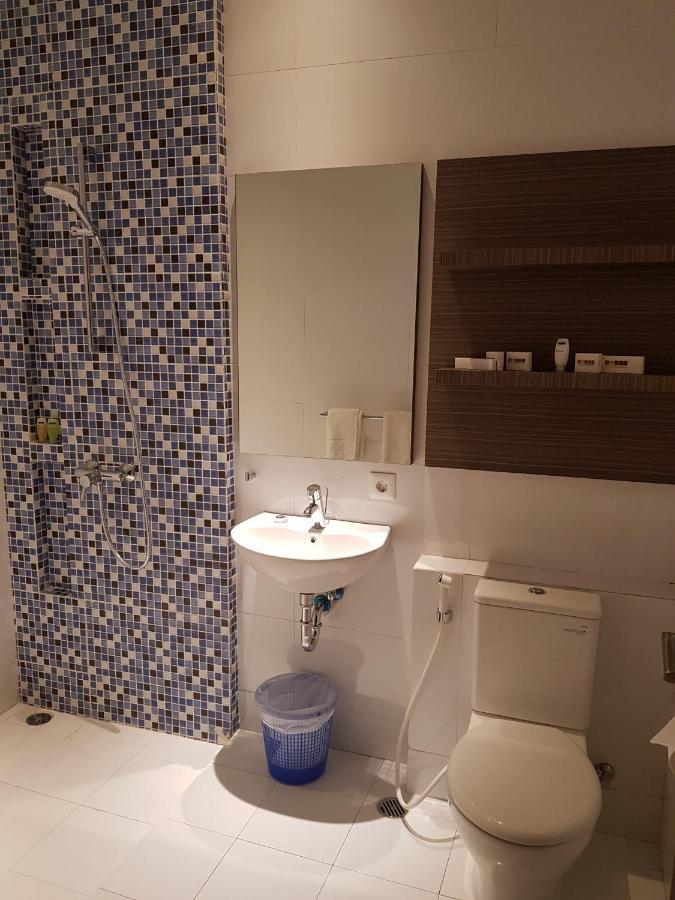 ซังฮยัง อินดาห์ สปา รีสอร์ต Hotel อันเยอร์ ภายนอก รูปภาพ