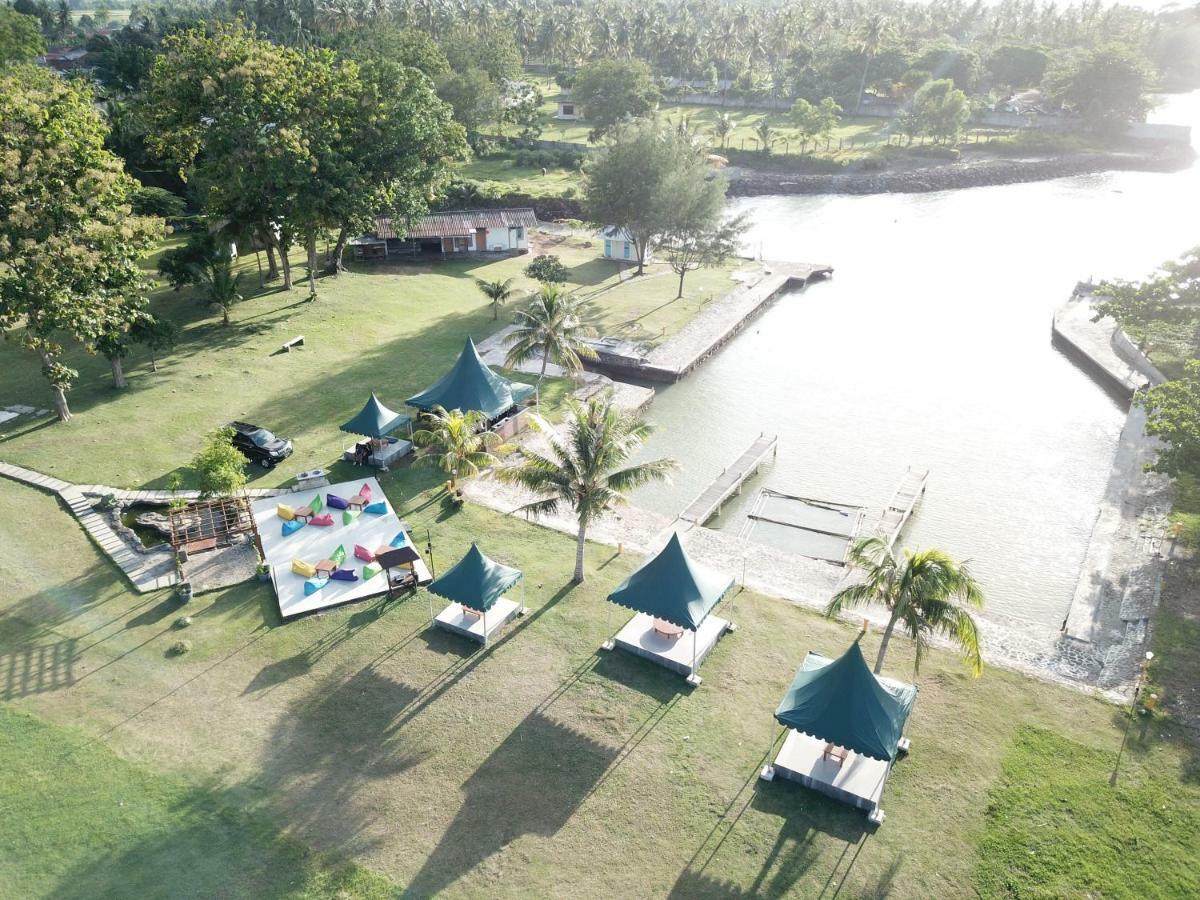 ซังฮยัง อินดาห์ สปา รีสอร์ต Hotel อันเยอร์ ภายนอก รูปภาพ
