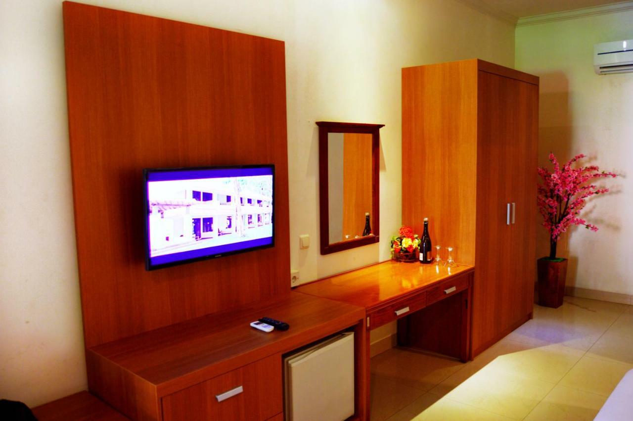 ซังฮยัง อินดาห์ สปา รีสอร์ต Hotel อันเยอร์ ภายนอก รูปภาพ